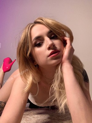 Flora Rodgers Photo #188