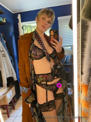 Ashley Smith Photo #25