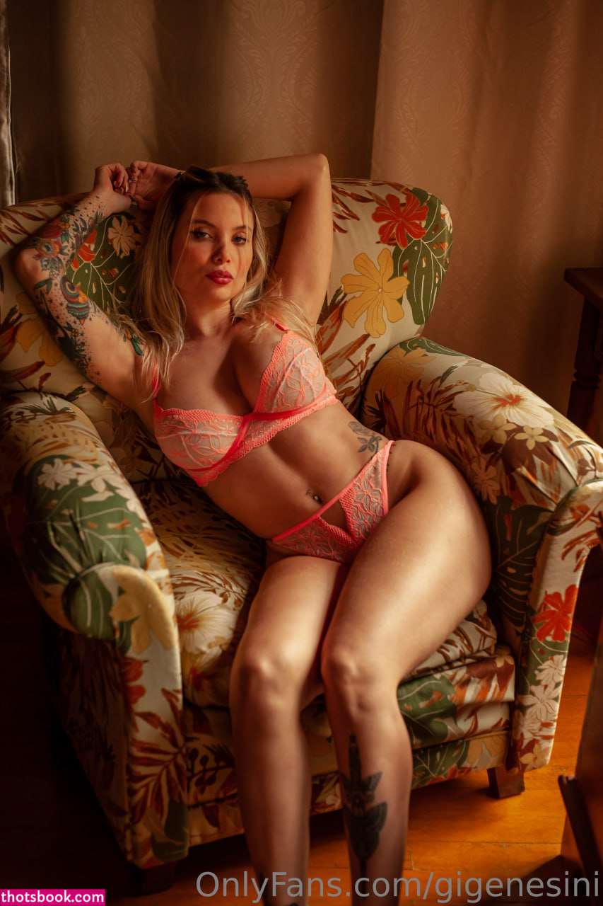 Giovanna Genesini Photo #324