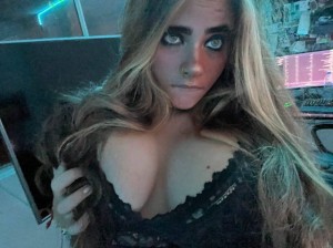 moonwolgirl Photo #58