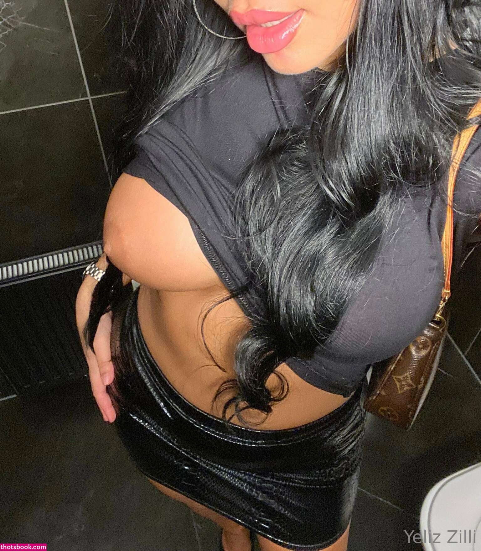 Yeliz Zilli Photo #65