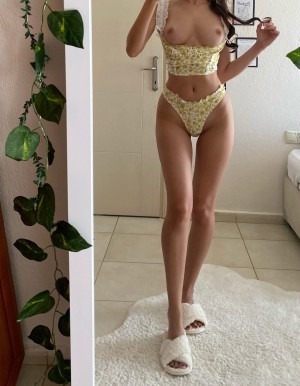 zeynepece Photo #123