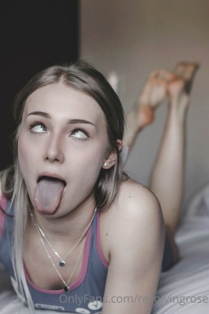 Revolvingrose Photo #222