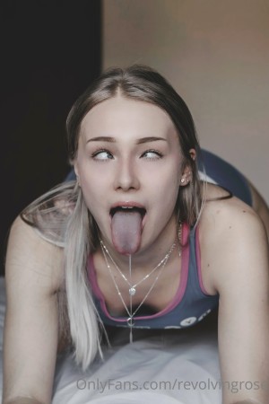 Revolvingrose Photo #226