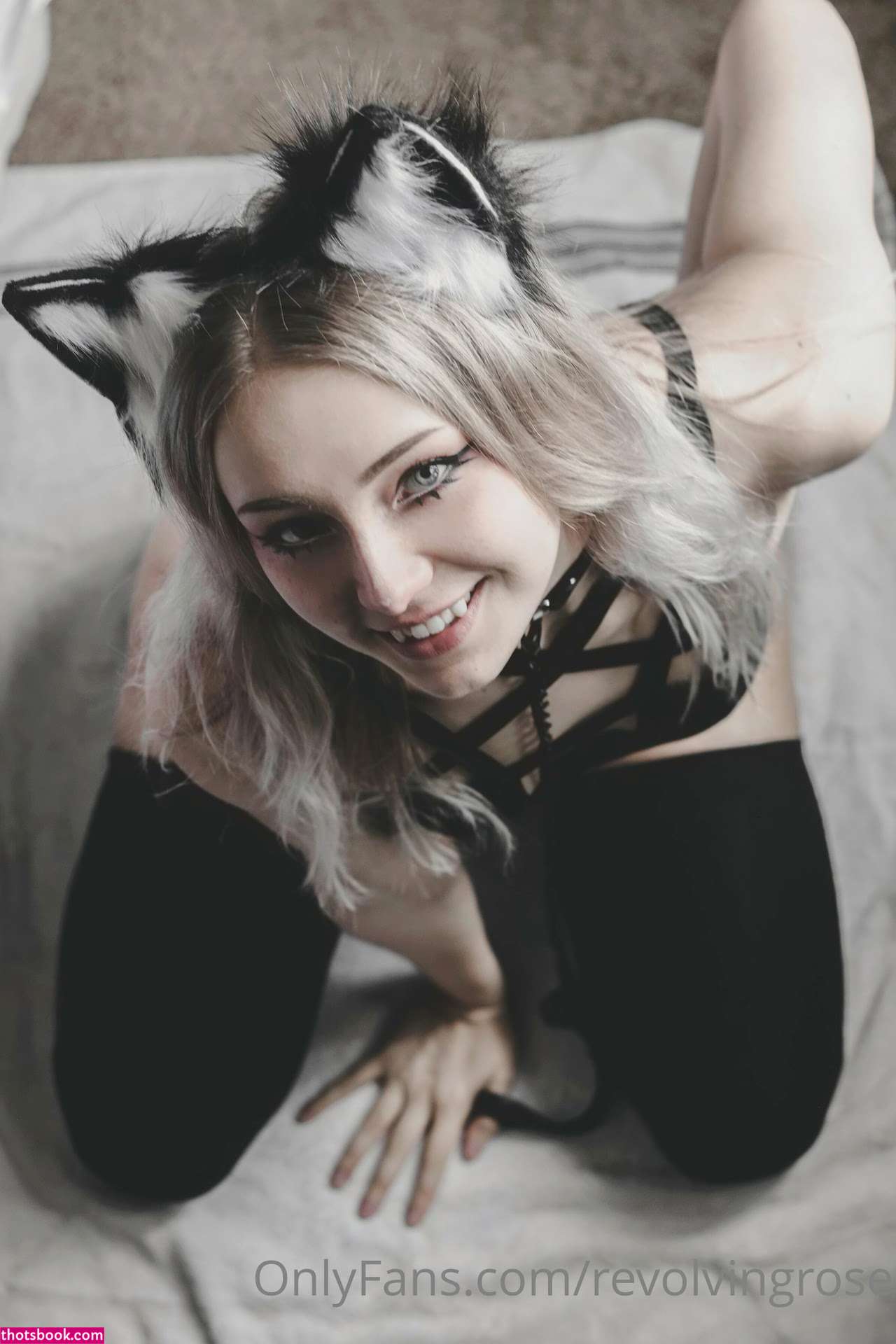 Revolvingrose Photo #232