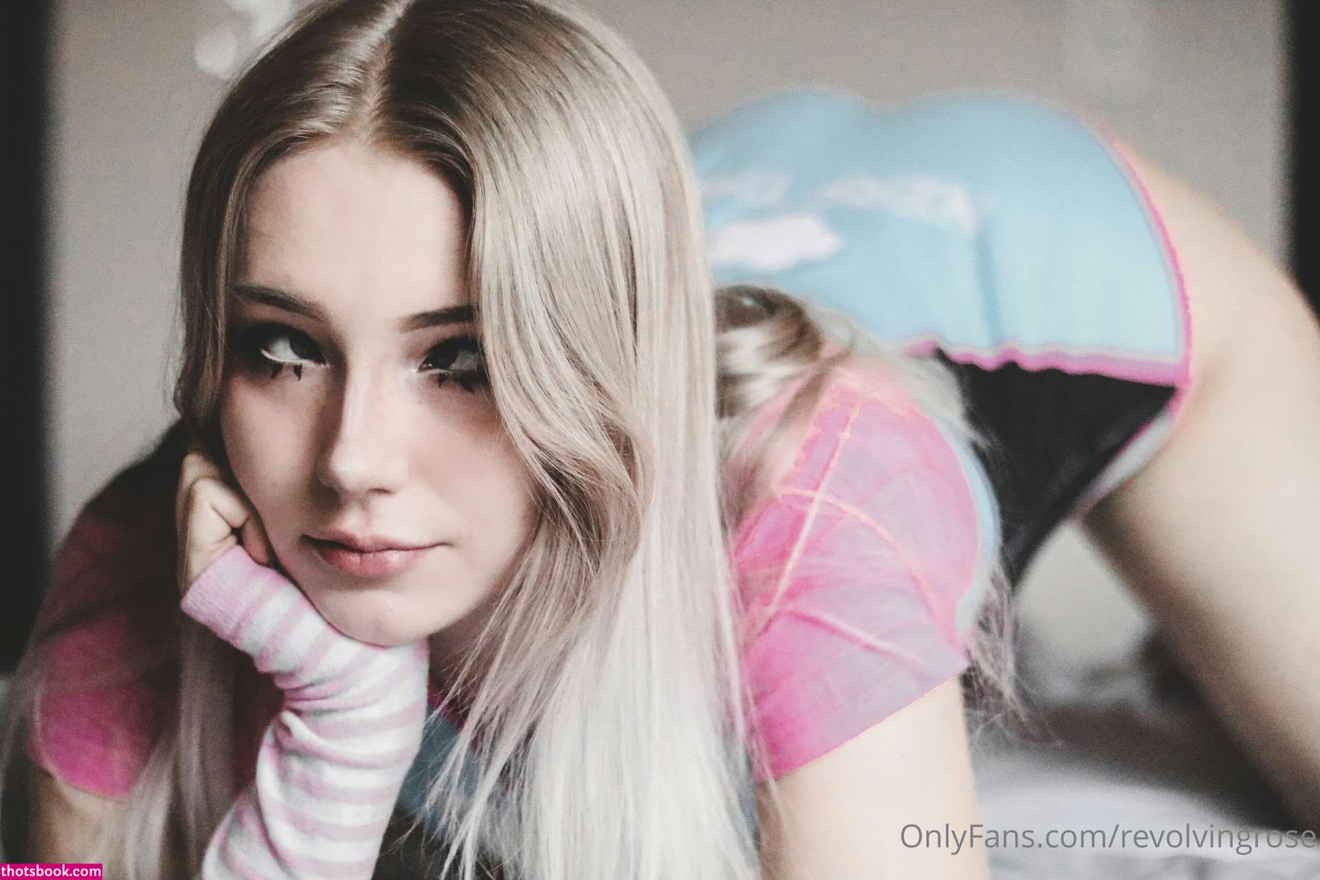 Revolvingrose Photo #248