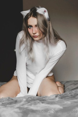 Revolvingrose Photo #246