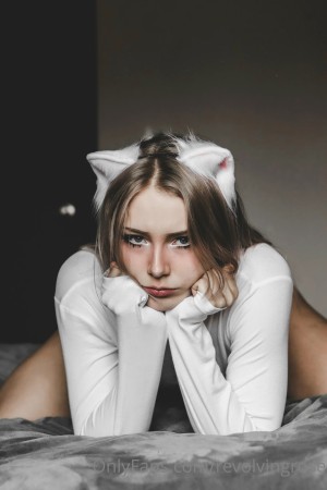 Revolvingrose Photo #256