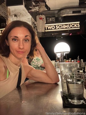 Hardbodymona Photo #21