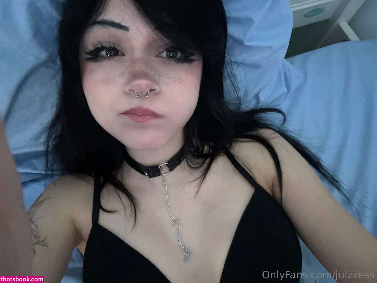 Julzzess Photo #22