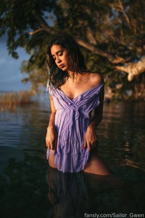 Sailor Gwen Photo #21