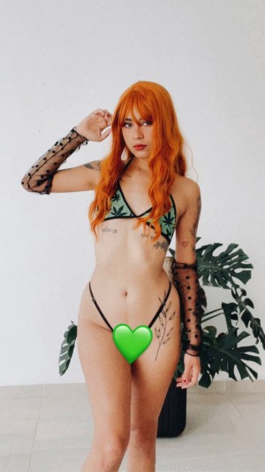 Sailor Gwen Photo #55