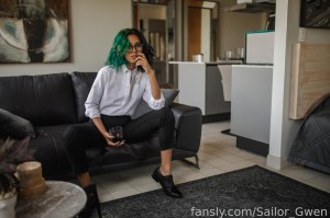 Sailor Gwen Photo #56