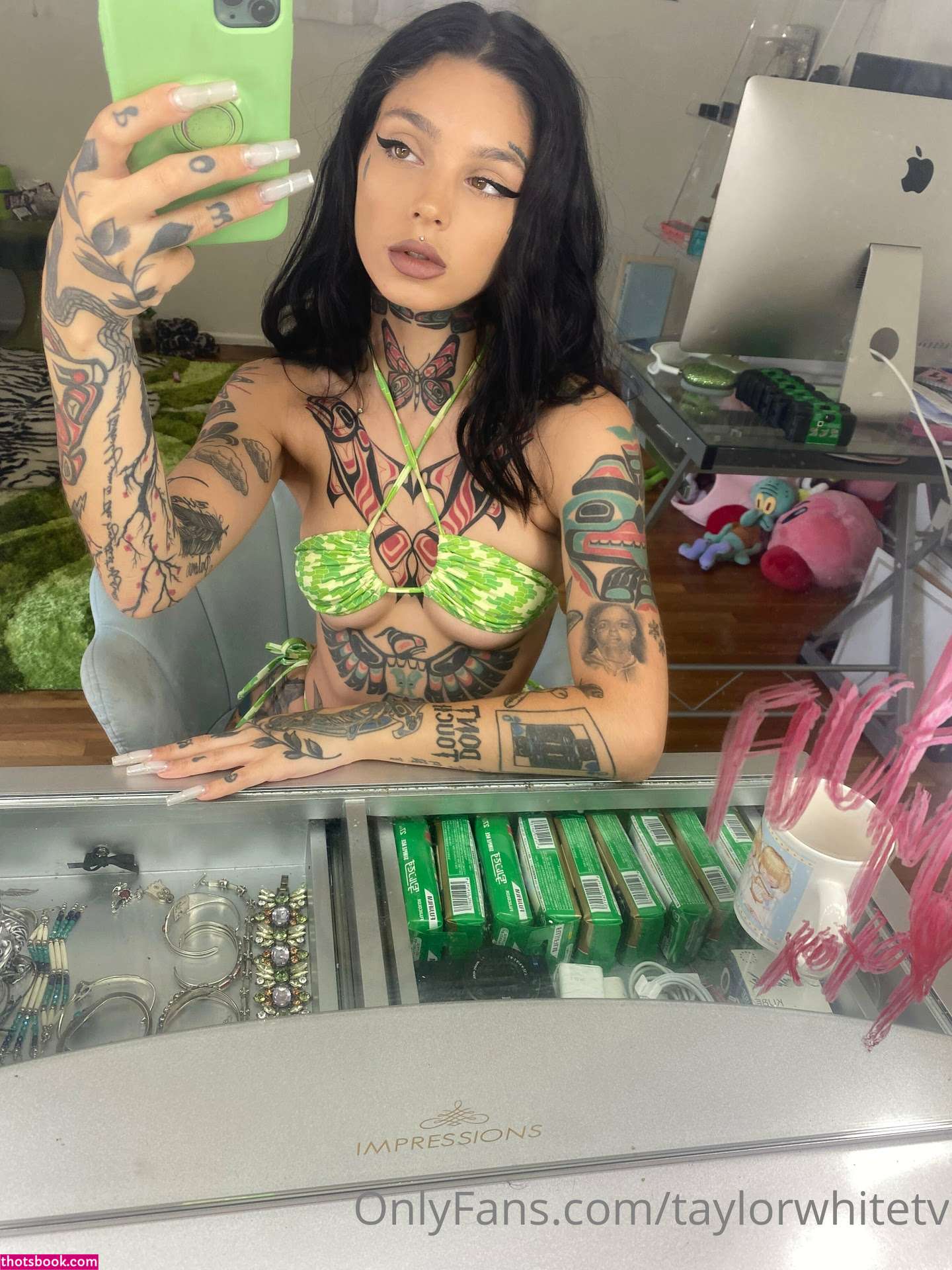 taylorwhitetv Photo #56