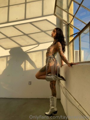 taylorwhitetv Photo #46