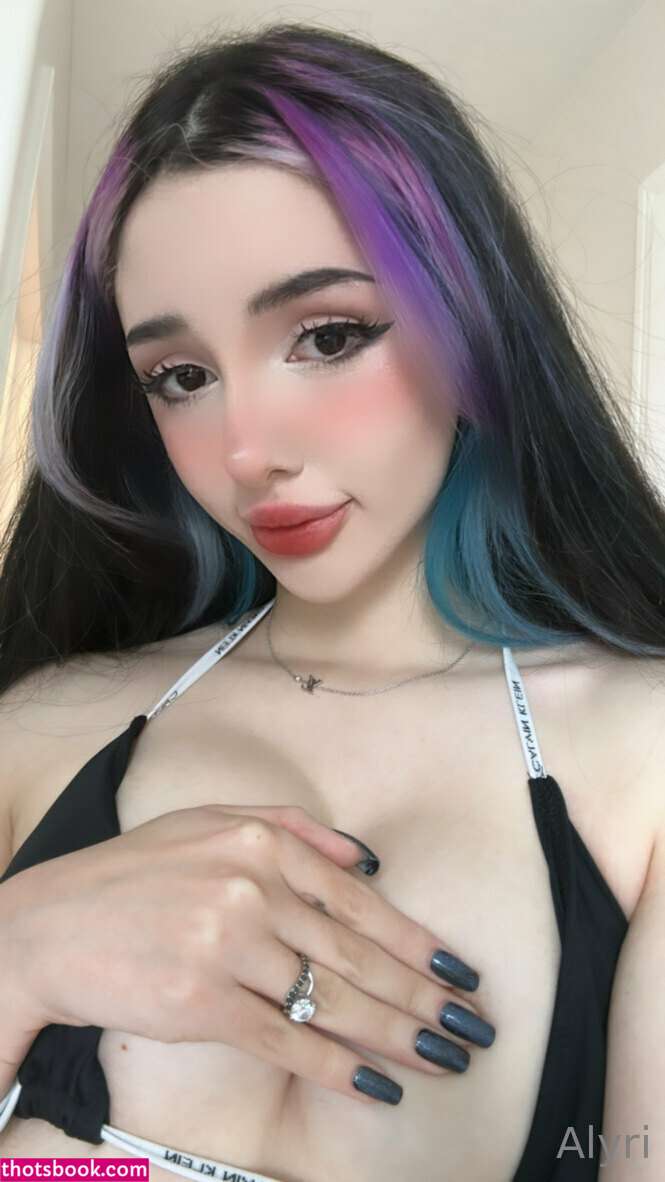 alyri Photo #154