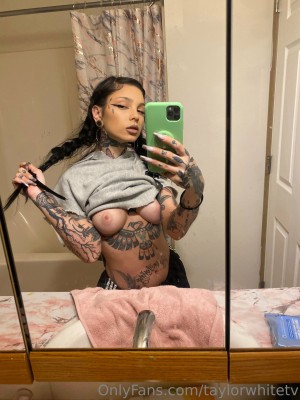 taylorwhitetv Photo #130