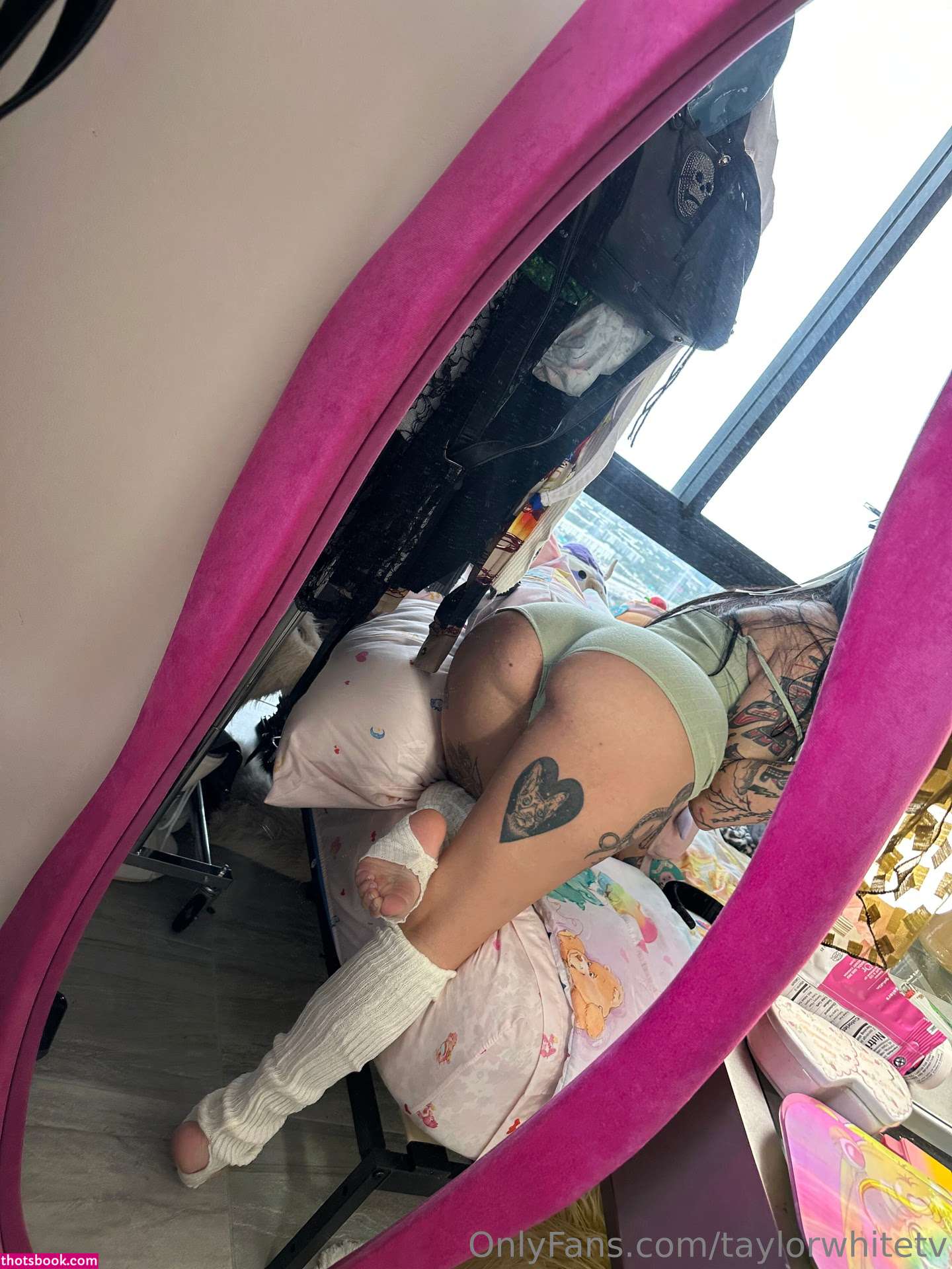 taylorwhitetv Photo #238