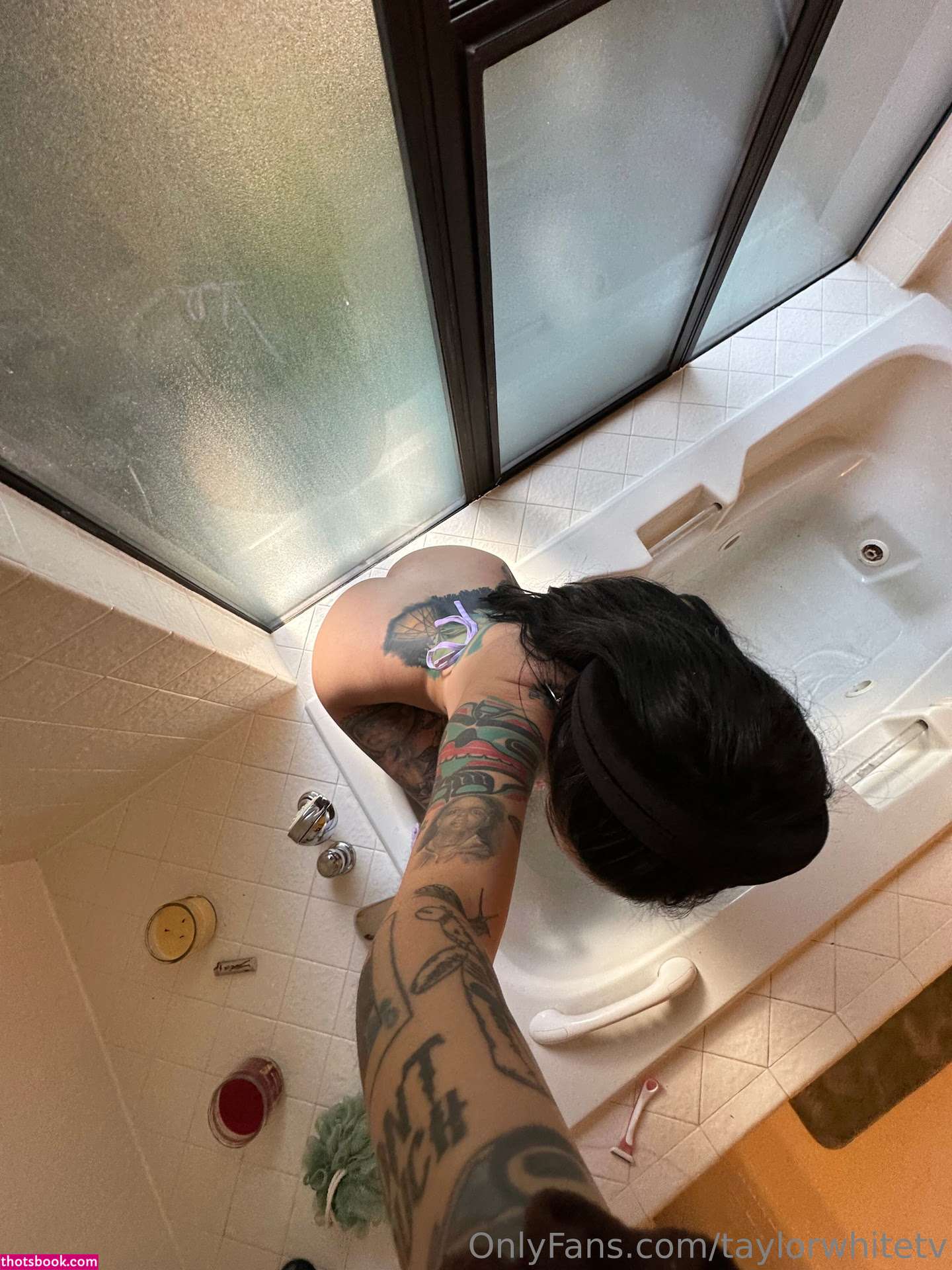 taylorwhitetv Photo #257