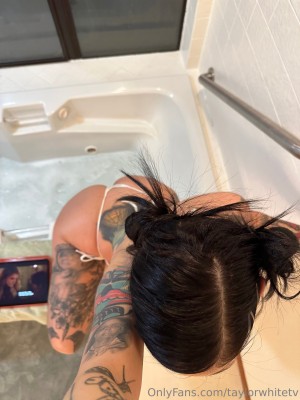 taylorwhitetv Photo #268