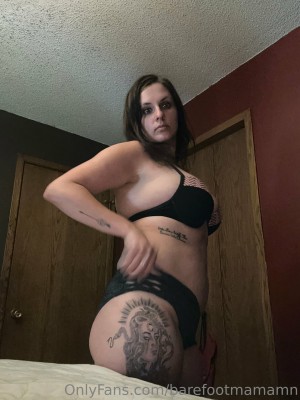 Barefootmamamn Photo #16