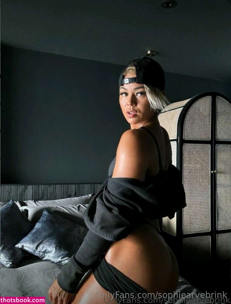 Sophie Arvebrink Photo #23