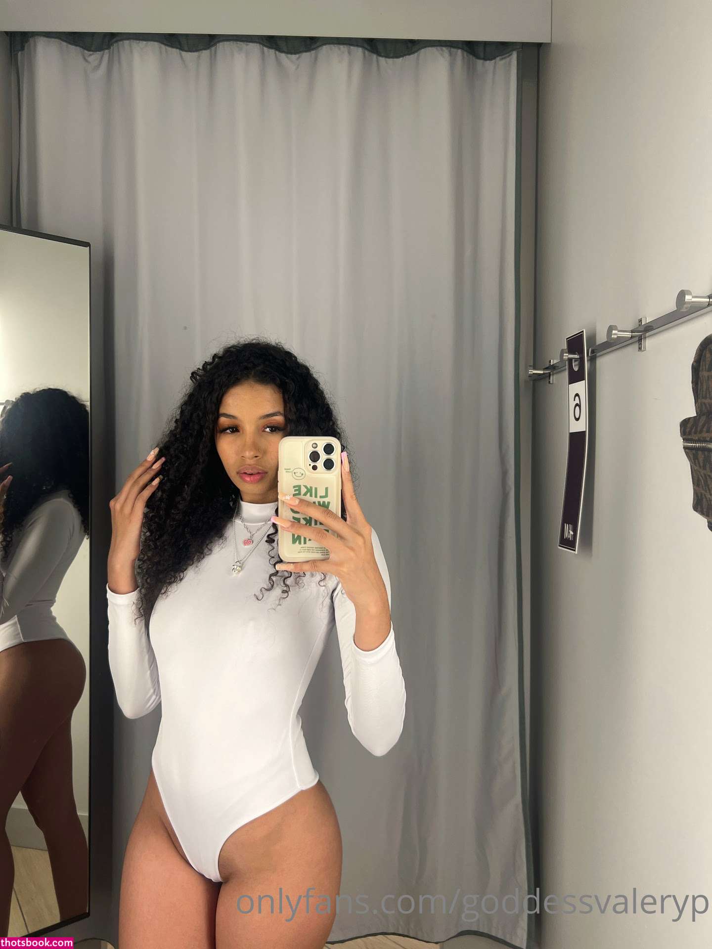 Valery Ponce Photo #26