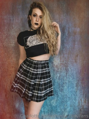 Charlotte Something Photo #178