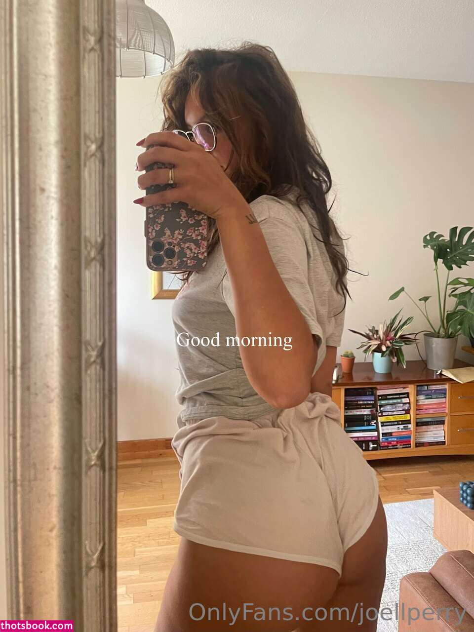 Joellgirl Photo #30