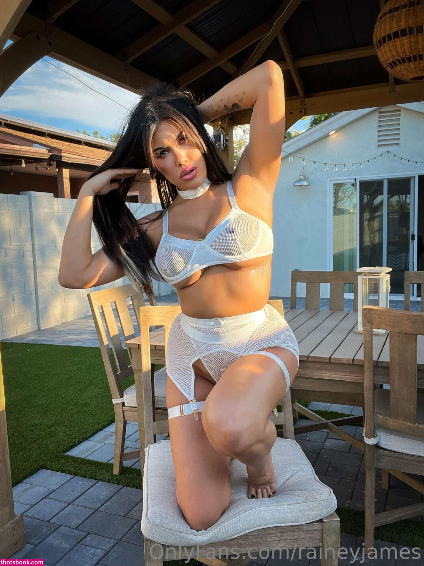 Rainey James Photo #190