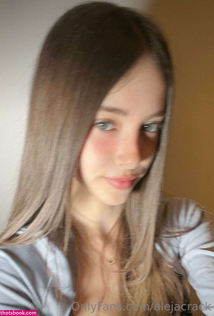 Aleja Crack Photo #133