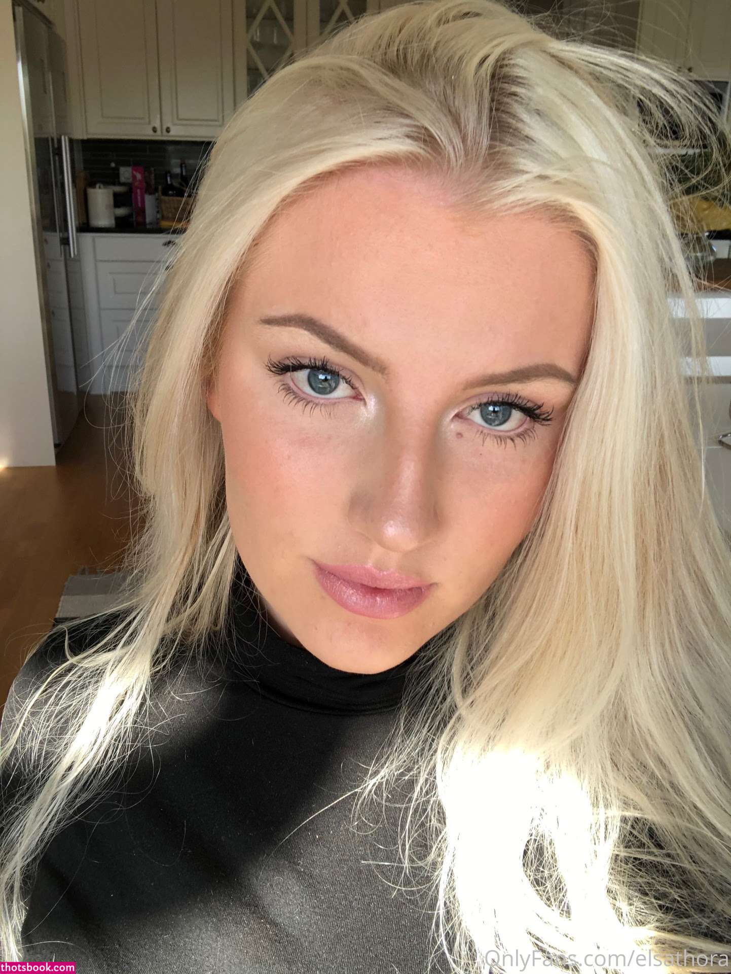 Elsathora Photo #273