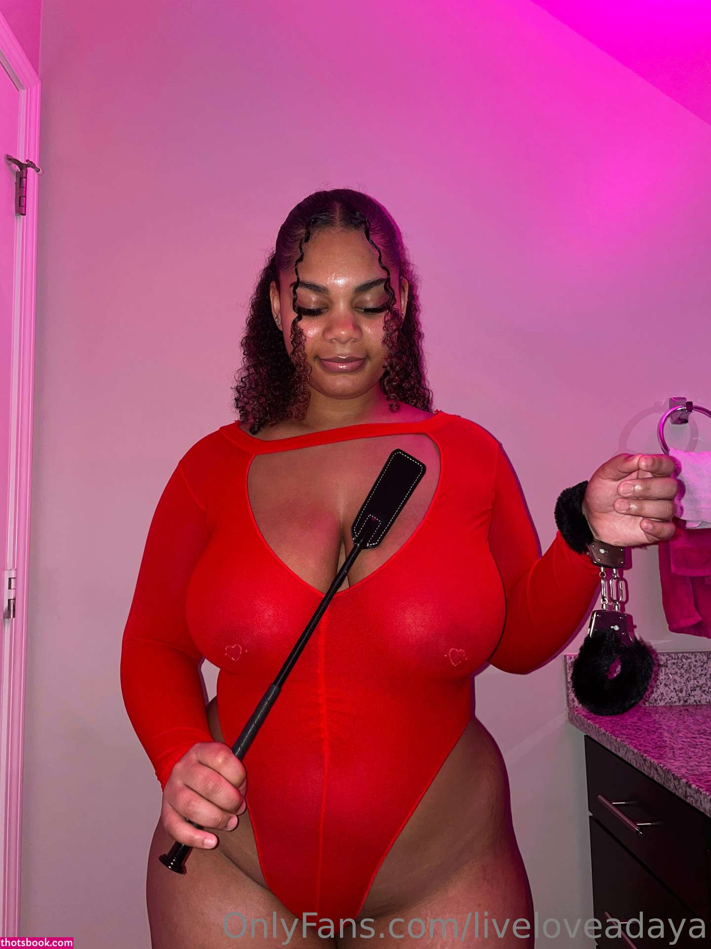 Liveloveadaya Photo #42