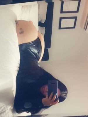 mspamelia Photo #113