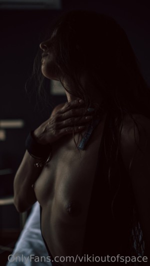 Vikioutofspace Photo #107