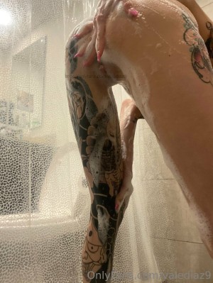 Valerie Diaz Photo #80