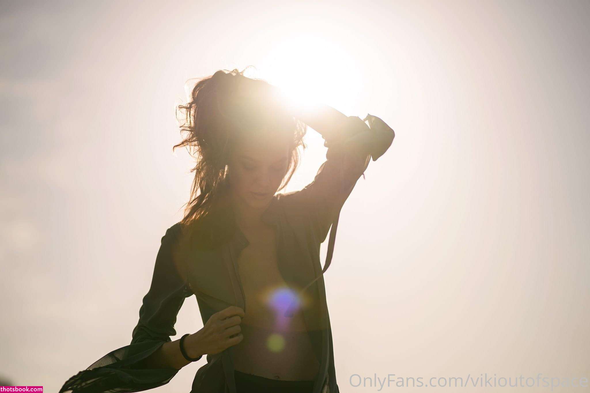 Vikioutofspace Photo #279