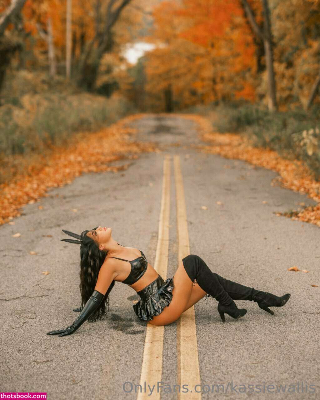 Kassie Wallis Photo #24