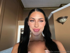 Kassie Wallis Photo #70