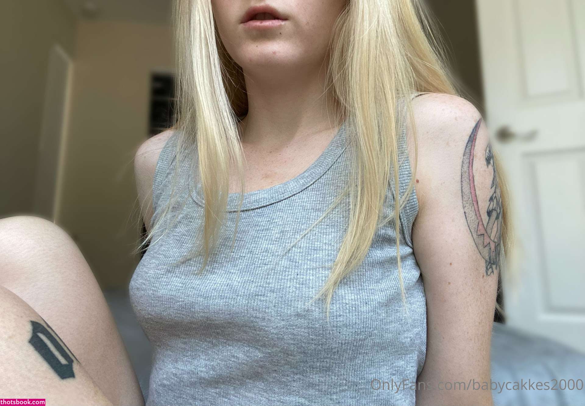 babycakkes2000 Photo #184