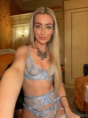 Emily Bellexx Photo #193