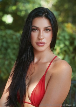 Kassie Wallis Photo #165