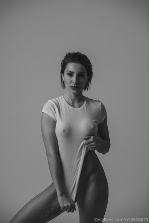 Roxysdream Photo #19