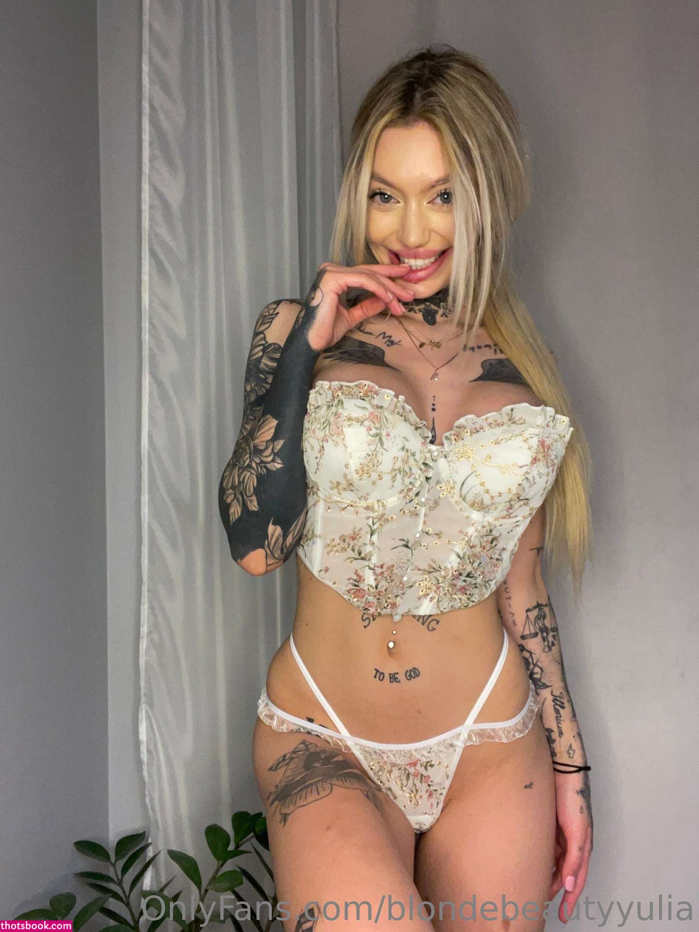 nikolnatuniewicz Photo #105