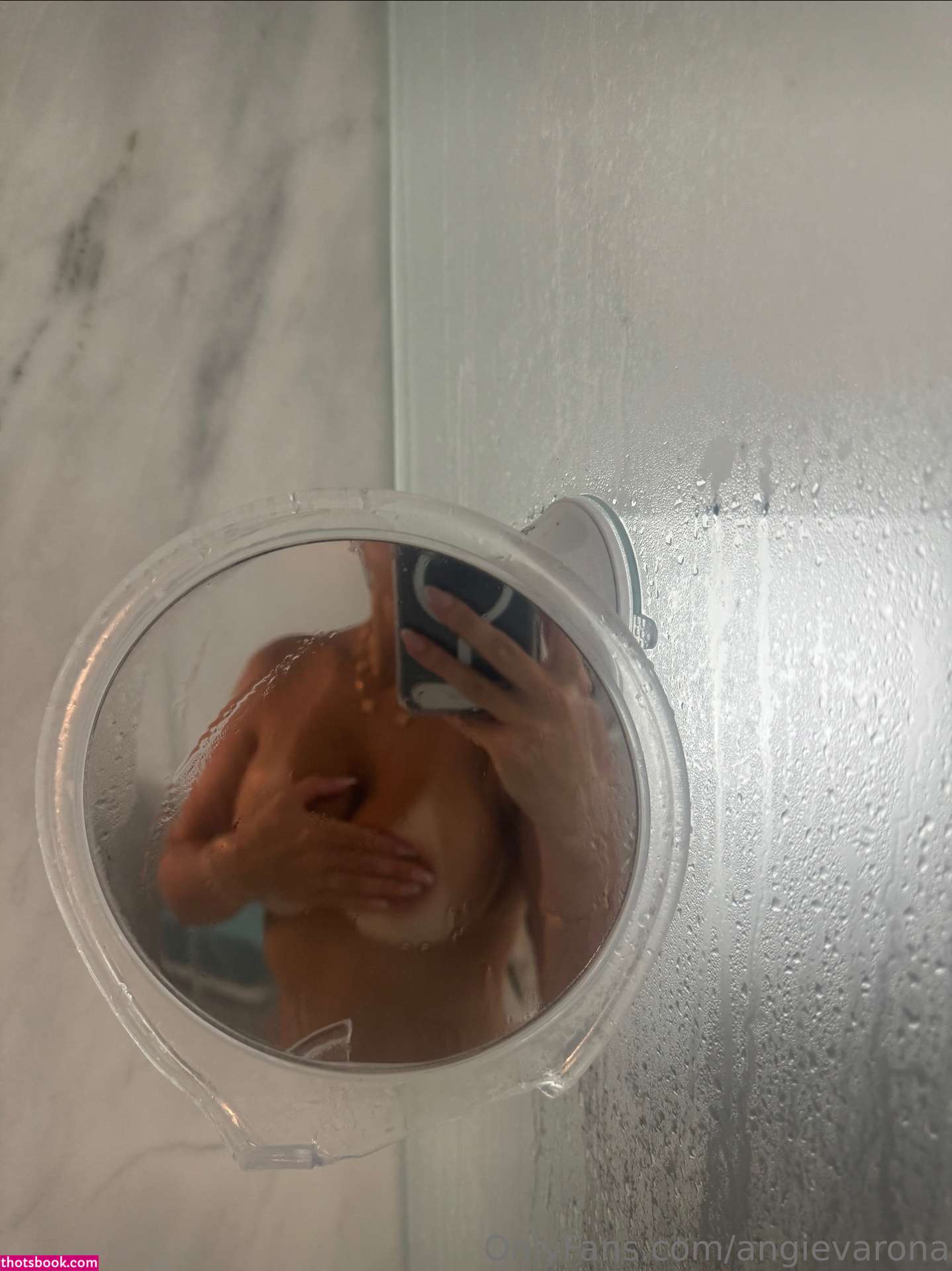 Angie Varona Photo #350