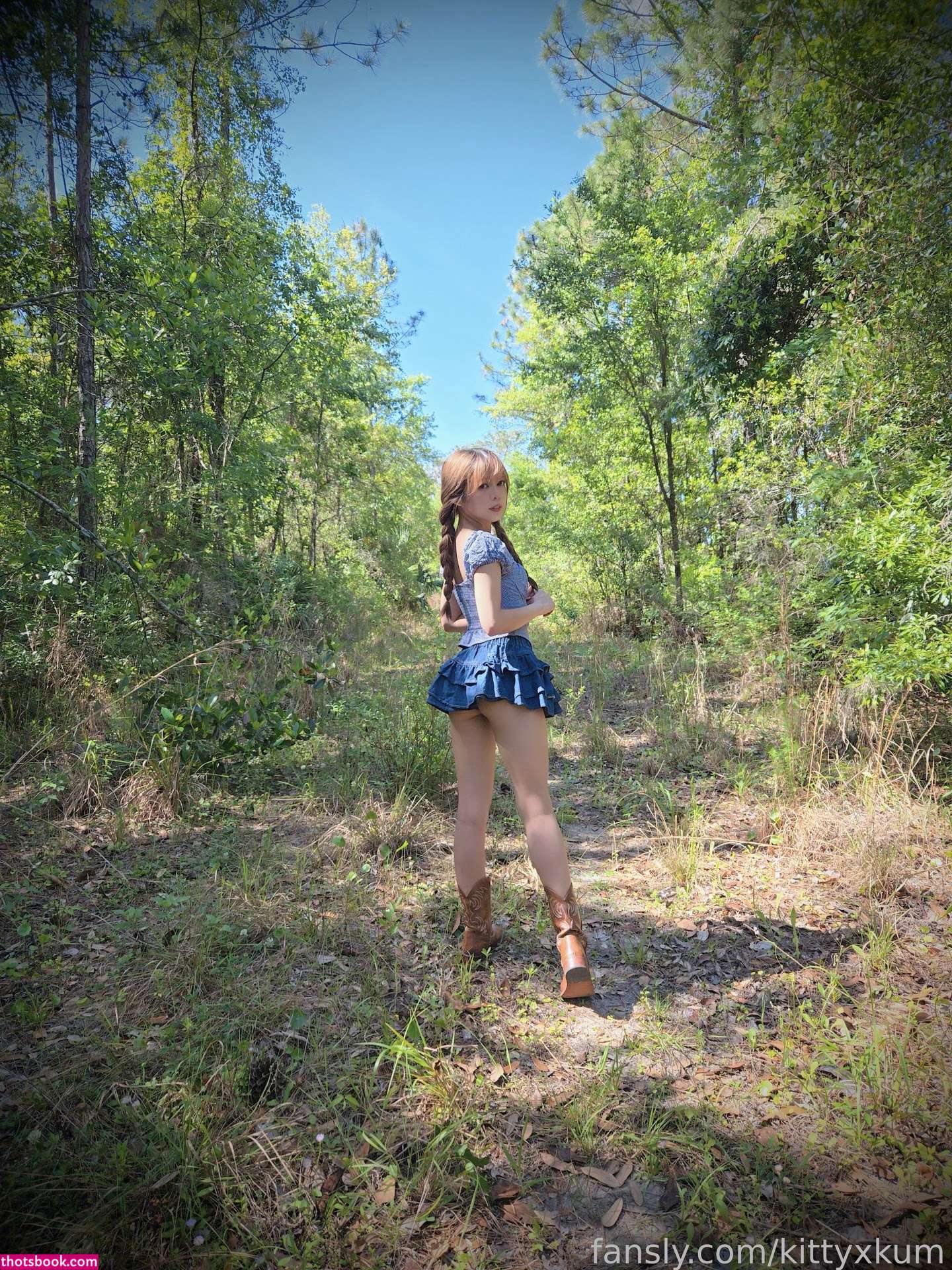 Kittyxkum Photo #1143