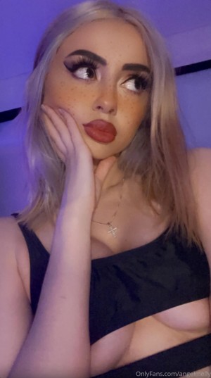 Angelmelly Photo #275