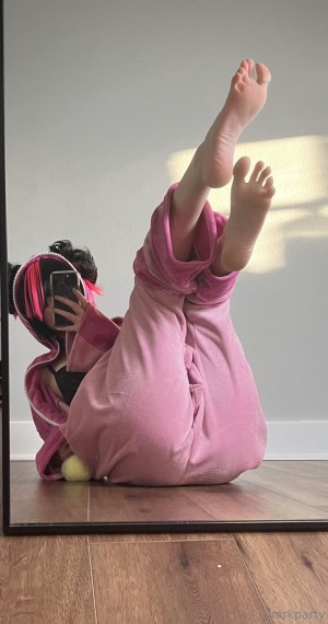 Sharkparty Photo #118