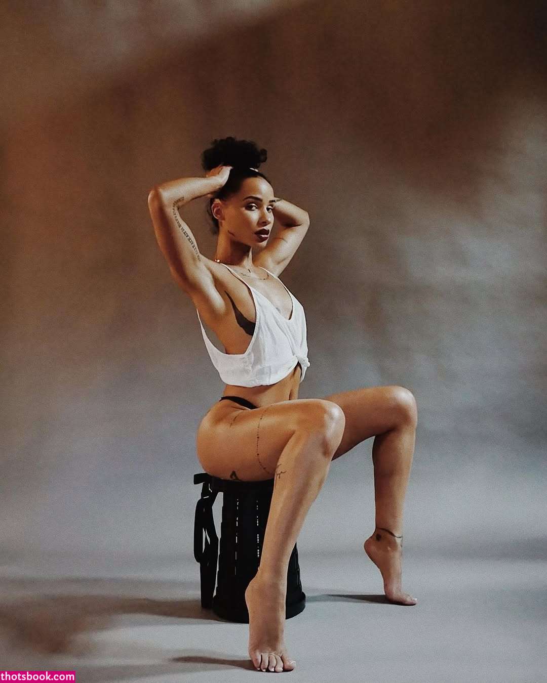 Tanaya Henry Photo #10