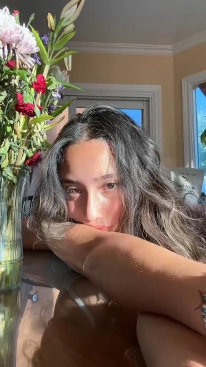 Sabrina Pezeshkian Post #21